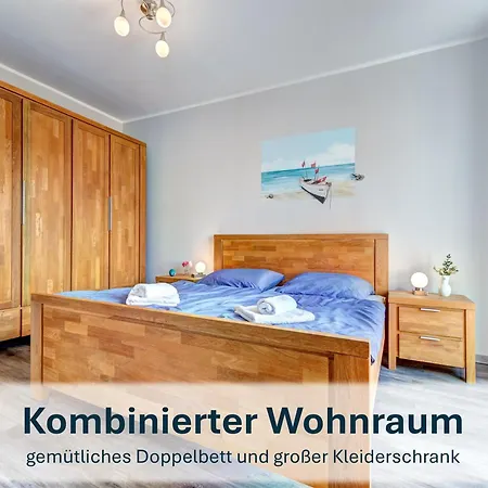 Peenemuende, Seglerhafen_sb_trimaran 4 We بيناموندا